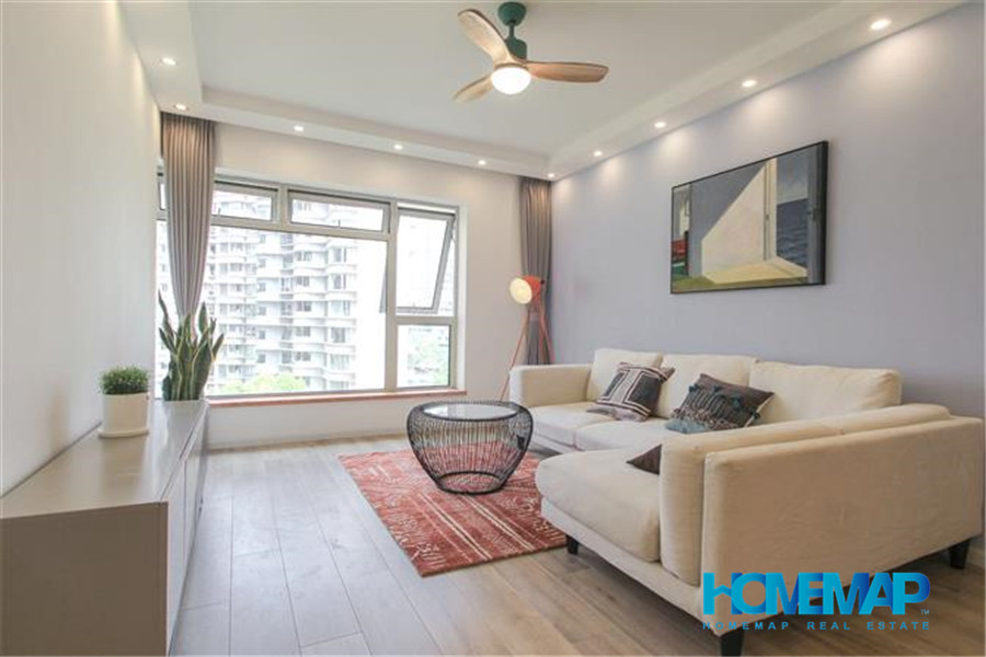 Exquisite 2br with Floor Heating in The Waterfront