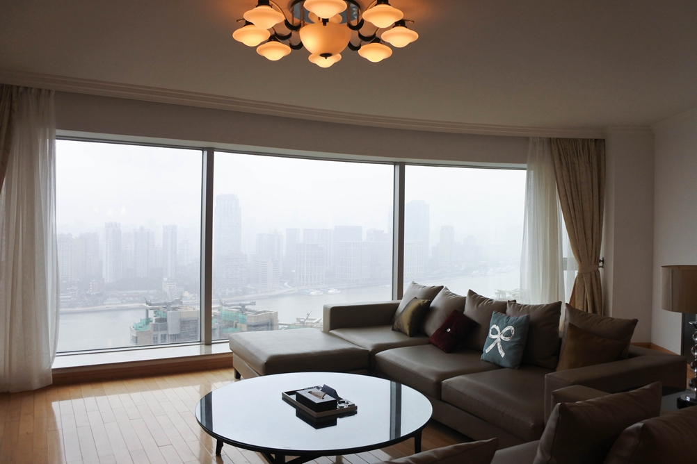 Luxurious 4 Brs With Bund View in Lujiazui