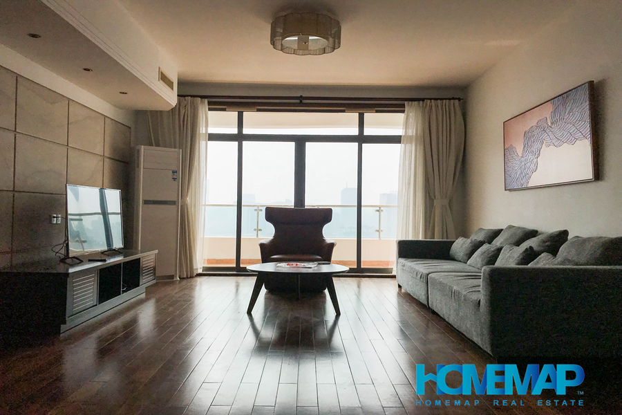 Top of City Nice 3br for rent/Jing an